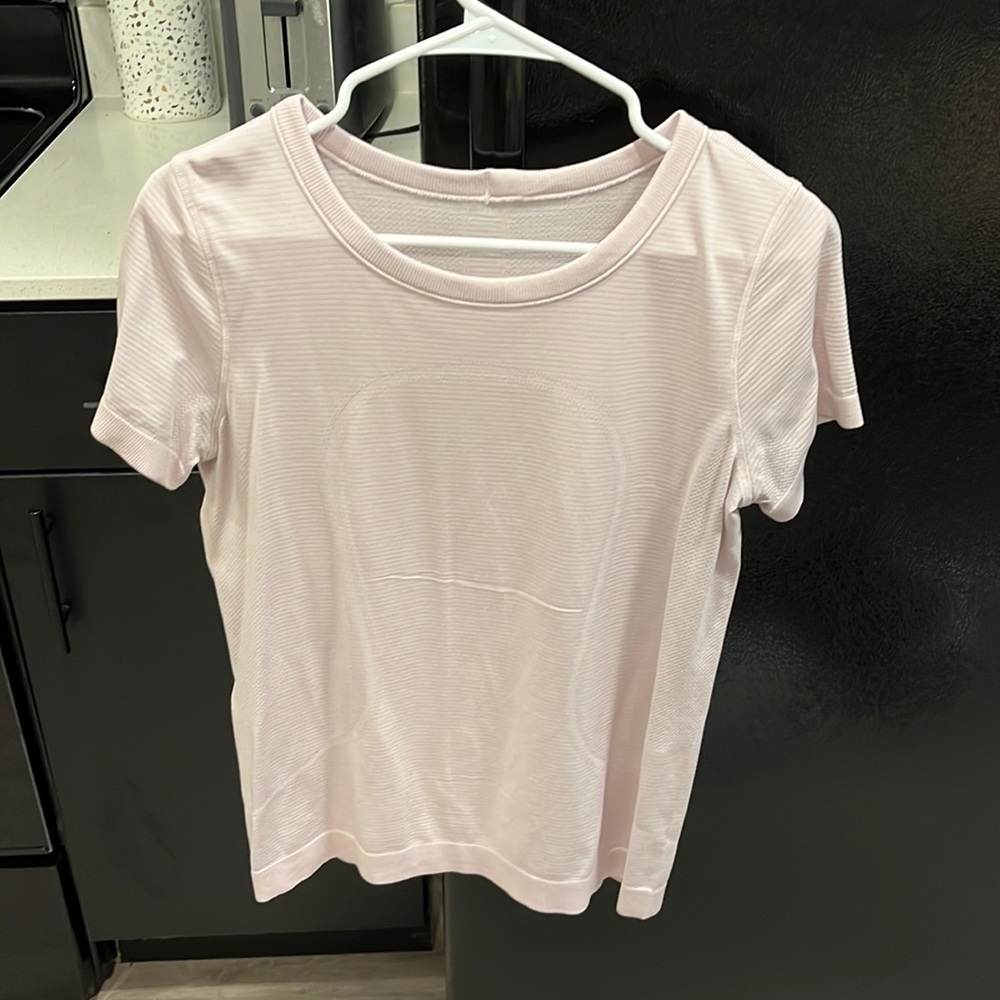 Pink lululemon top